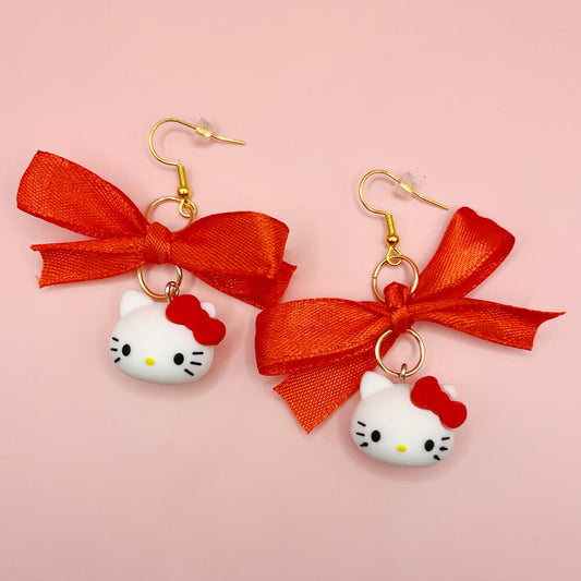 “Hello Kitty”and Red Bows