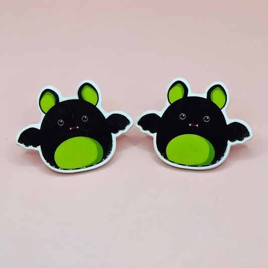 "Squishmallows-Green Batty Studs"